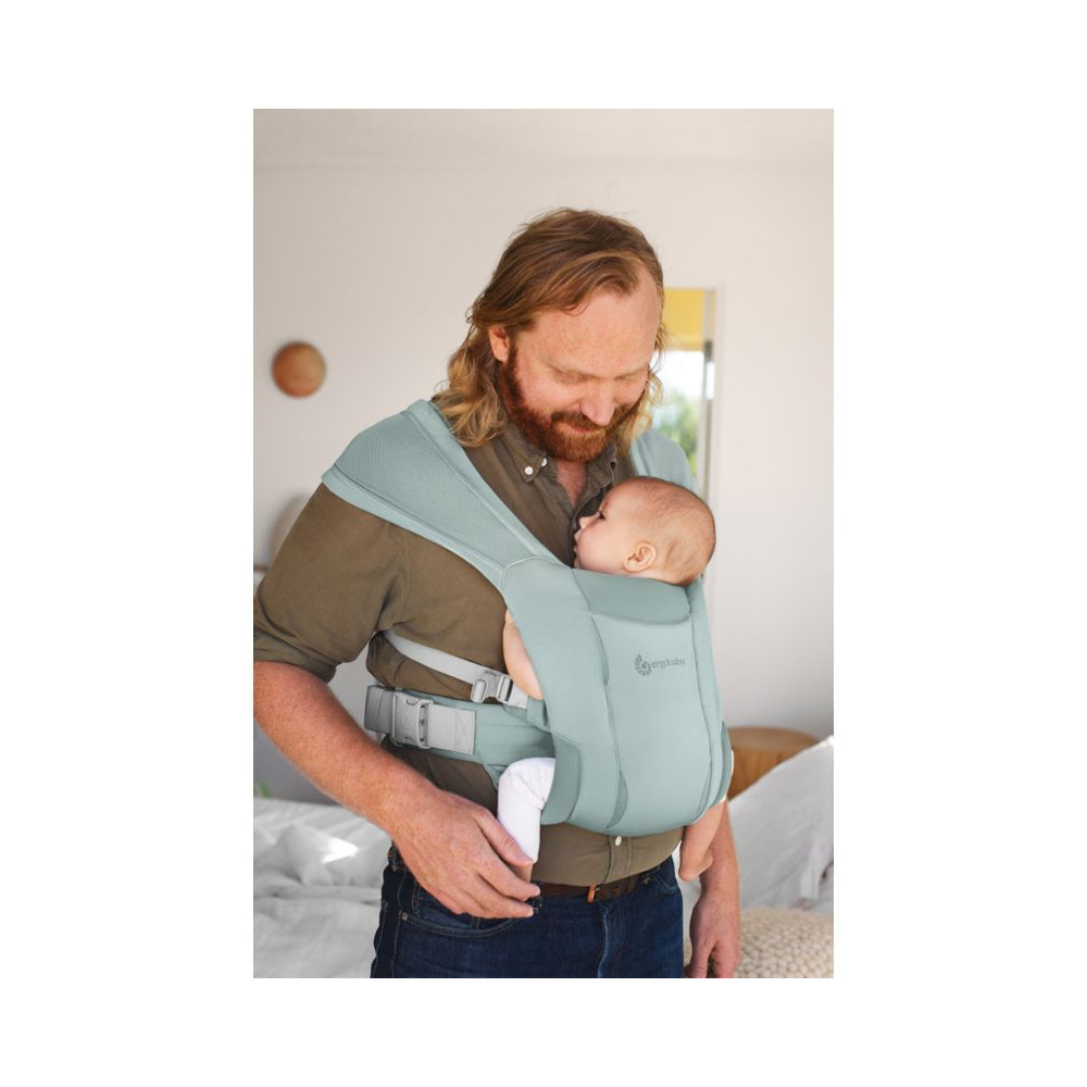 How to use the Ergobaby Embrace for a Newborn baby 
