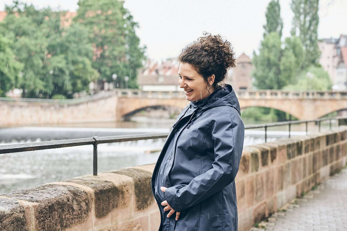 Mamalila Berlin All-Season Maternity & Babywearing Coat – Navy | Babymaxi